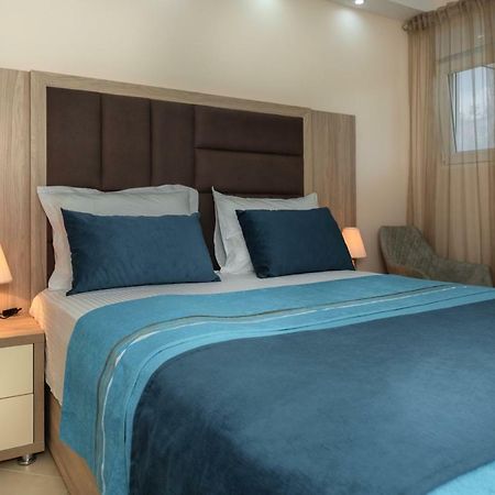 Apartmani Tref Petrovac Eksteriør billede