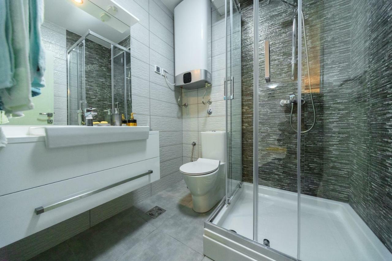 Apartmani Tref Petrovac Eksteriør billede