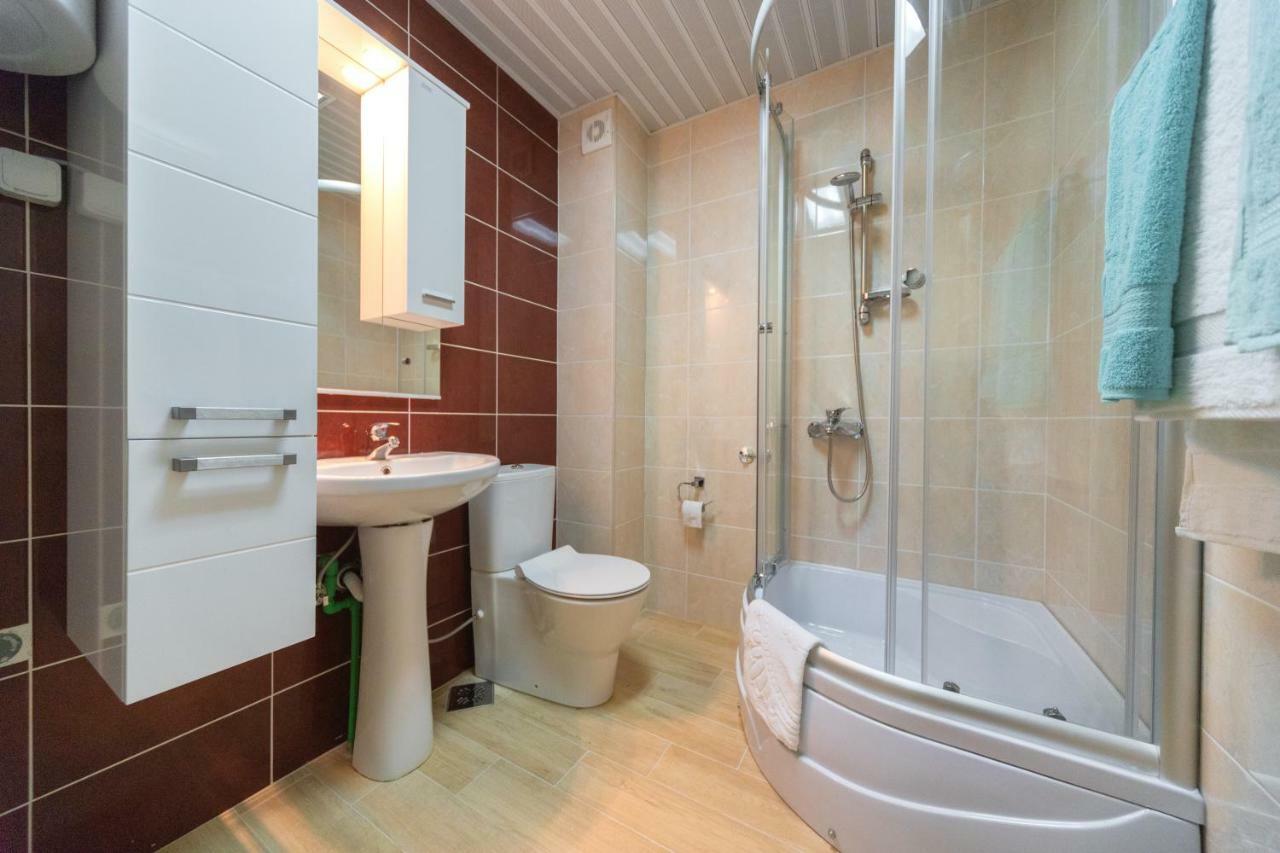 Apartmani Tref Petrovac Eksteriør billede
