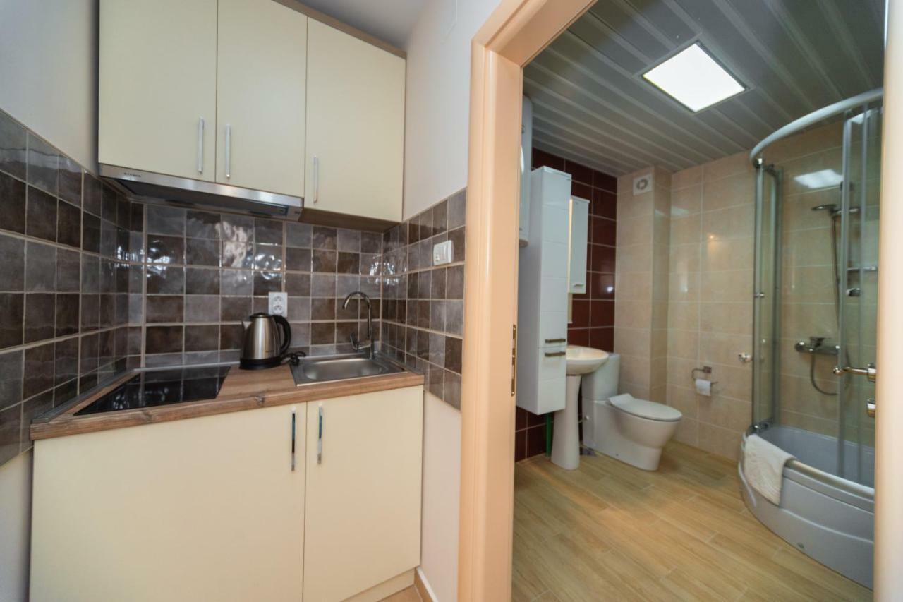 Apartmani Tref Petrovac Eksteriør billede